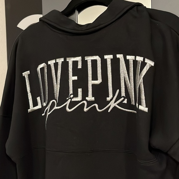 Black pink jacket - Picture 3 of 5